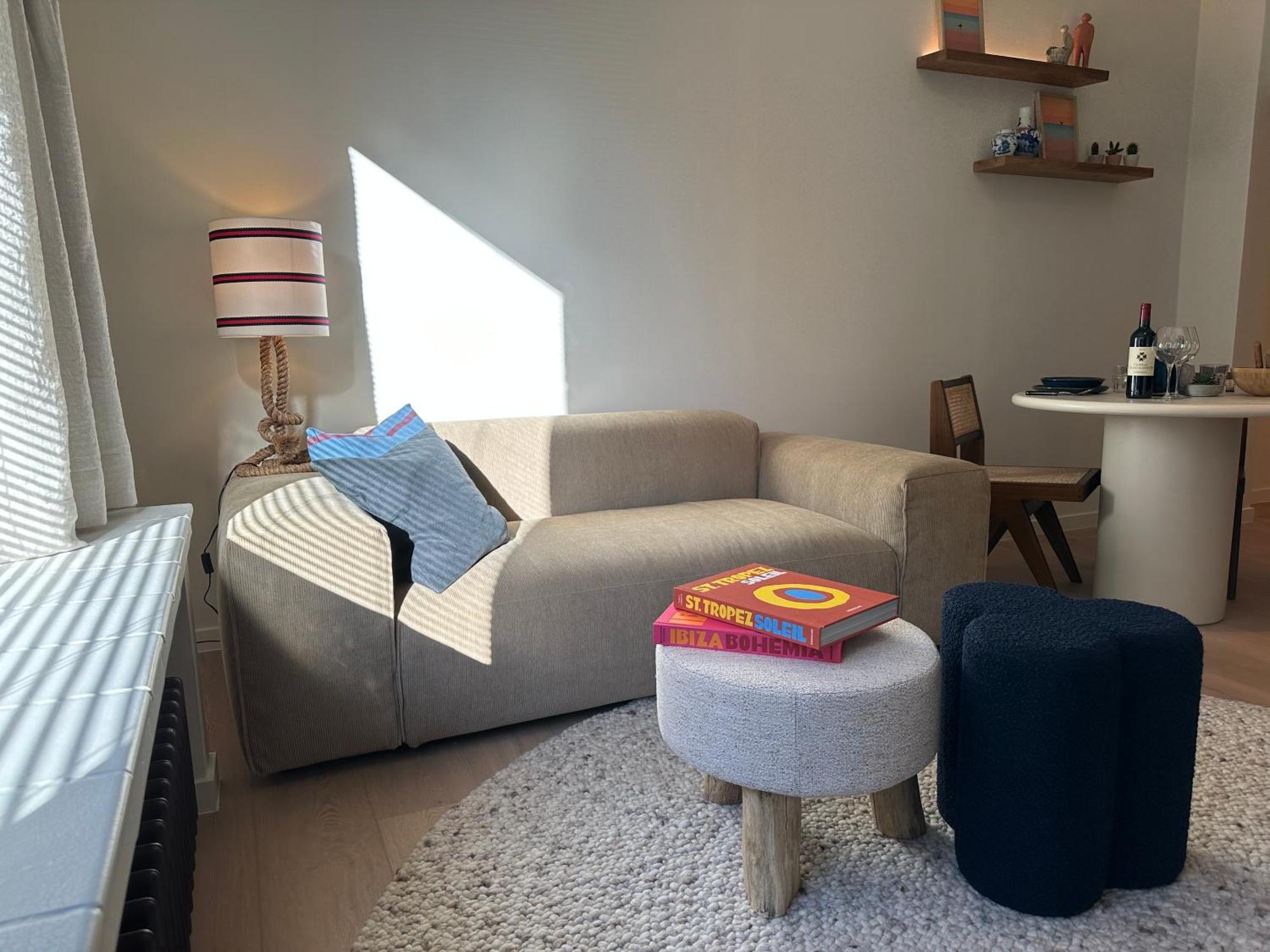 Away From By The Apartmán